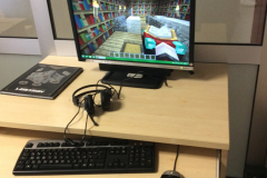 1edukaciniai uzsiemimai su kompiuterine Minecraft programa